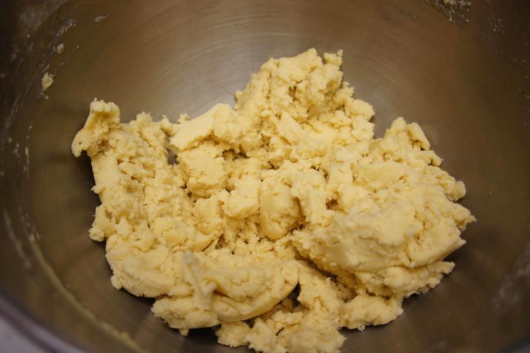 Easy Shortbread Cookies The 3 Ingredient Shortbread Ratio The Flour