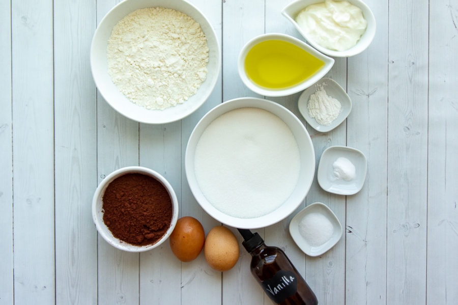 ingredients for making chocolate cupcakes without buttermilk